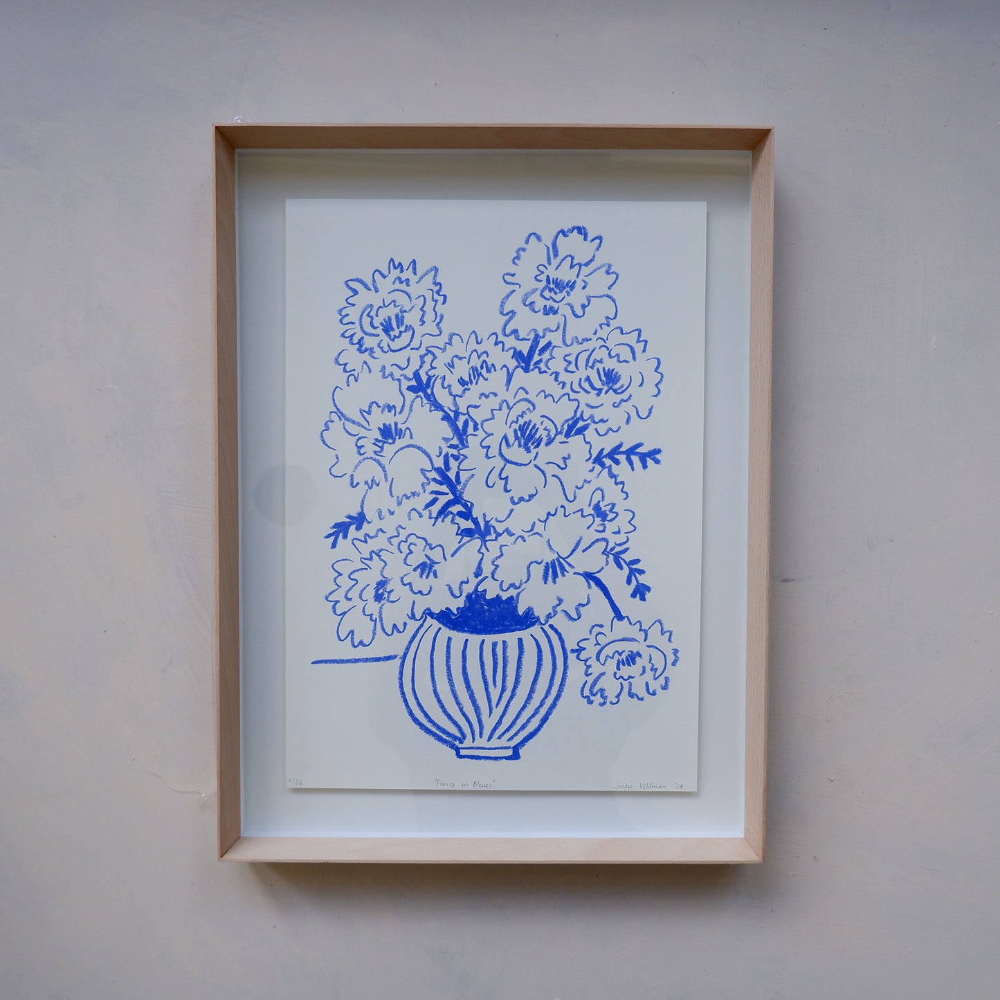 Fleurs en Bleue: Fine art print (framed)