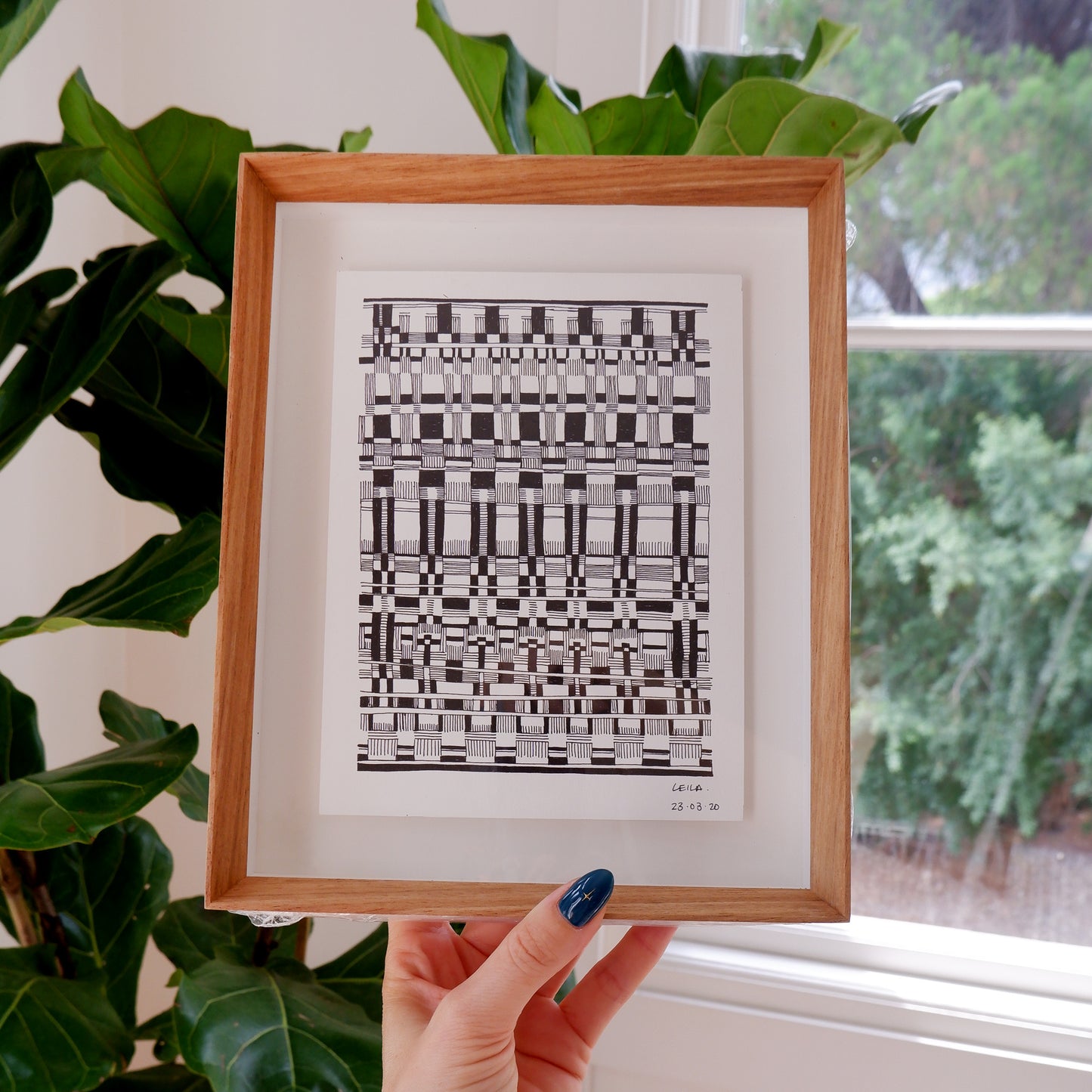 Resolve i (framed)